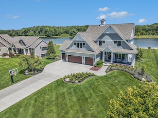 7930 Summerwood Ct, Hudsonville, MI 49426