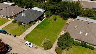 2421 Summer Place Dr, Arlington, TX 76014