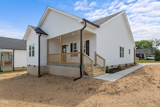 1303 Whitsett St, Burlington, NC 27215