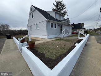 737 Watsontown Rd, Berlin, NJ 08009