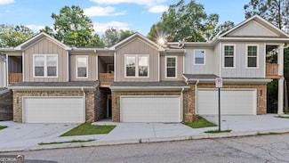 2586 Mills Commons Dr, Decatur, GA 30032