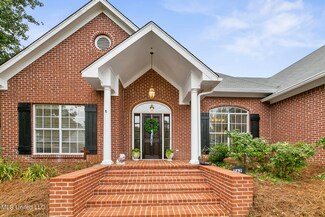 262 Greensview Dr, Brandon, MS 39047