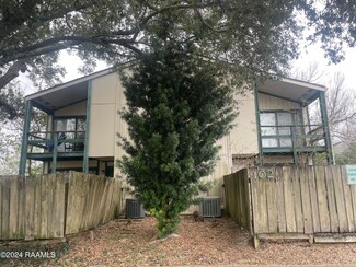 102 Row Four, Lafayette, LA 70508