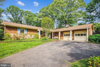 485 London Ln, Severna Park, MD 21146