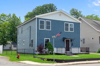 484 S Laurel Ave, Keansburg, NJ 07734