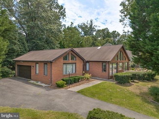 11605 Bachelors Hope Ct, Swan Point, MD 20645