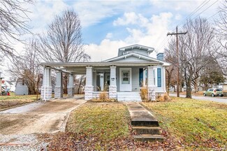 1000 N Clark Blvd, Clarksville, IN 47129
