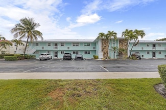 420 Northlake Ct Unit 1, North Palm Beach, FL 33408