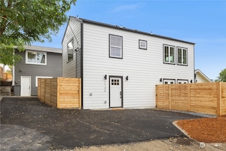 7746 13th Ave NW, Seattle, WA 98117