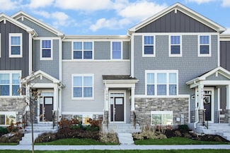 1015 Atterberg Rd, South Elgin, IL 60177