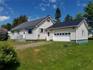 1771 Main St, Mapleton, ME 04757