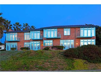 895 Sunset Cliffs Blvd, San Diego, CA 92107
