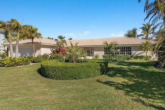 946 Whelk Dr, Sanibel, FL 33957