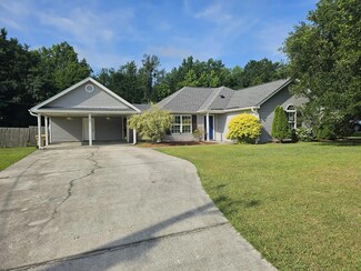 220 Lindsey Dr, Richmond Hill, GA 31324