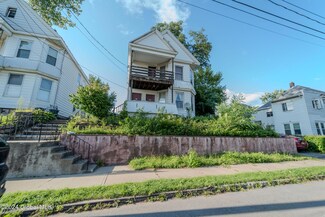 1059 Pearl St, Schenectady, NY 12303