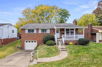 1424 Sampson St, Conway, PA 15027