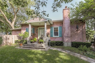 4624 Mercier St, Kansas City, MO 64112