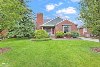 22511 Ardmore Park Dr, Saint Clair Shores, MI 48081