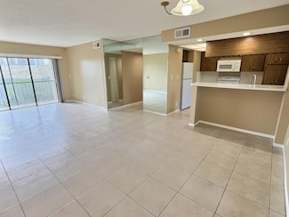 9150 NW 38th Dr Unit 306, Coral Springs, FL 33065