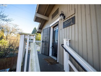 2039 W 14th Place Unit 2039, Eugene, OR 97402