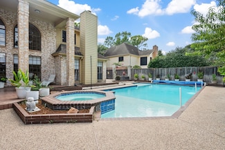 12106 Cypresswood Dr, Houston, TX 77070