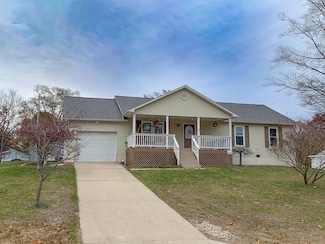 802 N Delia St, Ludington, MI 49431