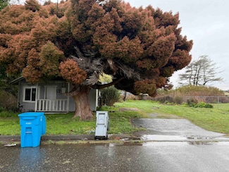 774 Murphy Ave, Crescent City, CA 95531