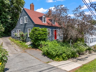 141 Centre St, Bath, ME 04530