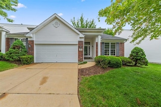 1008 Shire Ln, Eureka, MO 63025