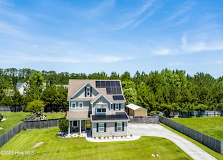 403 Stanford Ct, Maysville, NC 28555