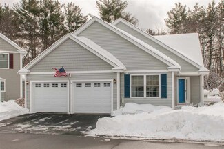 16 Jamesway Dr, Litchfield, NH 03052