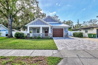 2110 Hawthorne St, Sarasota, FL 34239