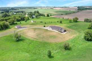 19800 Stephan Dr, Starbuck, MN 56381