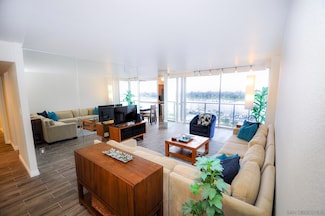 1770 Avenida Del Mundo Unit 706, Coronado, CA 92118
