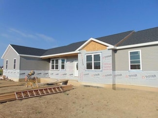 1218 Brittany Dr, Celina, OH 45822