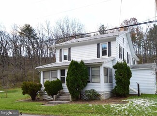 1307 Penns Creek Rd, Coburn, PA 16832