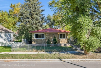 565 Taylor St, Craig, CO 81625