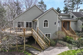 15355 Longfellow Dr, Byron, MI 48418