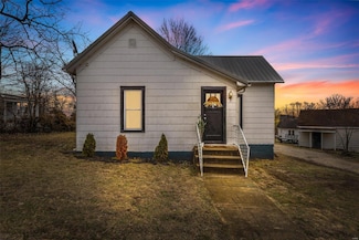 209 Station St, Leadwood, MO 63653