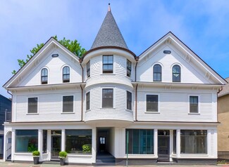 2 School St Unit R2, Manchester, MA 01944