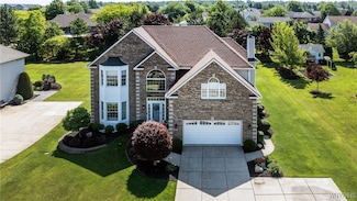 5477 Pebble Beach Dr, Hamburg, NY 14075
