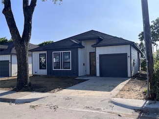 4835 Sapphire St, Dallas, TX 75223