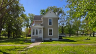 140 E Walnut St, Sheldon, IL 60966
