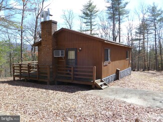 635 Snyders Ridge Rd, Mathias, WV 26812