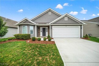 119 Prestwyck Ln, Elyria, OH 44035