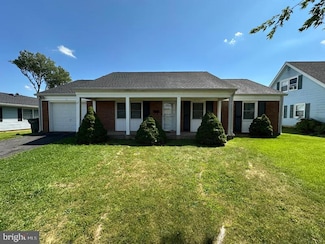 11 Gaylord Cir, Willingboro, NJ 08046