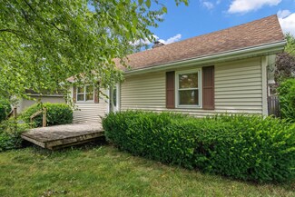 5112 W Main St, Lowell, IN 46356