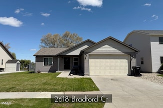 2618 Bradford Ct, Williston, ND 58801