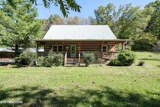 1292 Columbia Hill Rd, Monterey, TN 38574