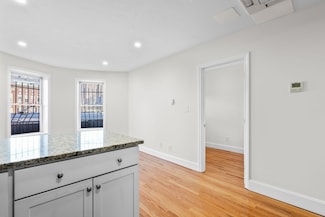 754 Huntington Ave Unit 5, Boston, MA 02115